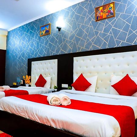 Hotel Global Inn By Quality Inn New Delhi Exterior photo