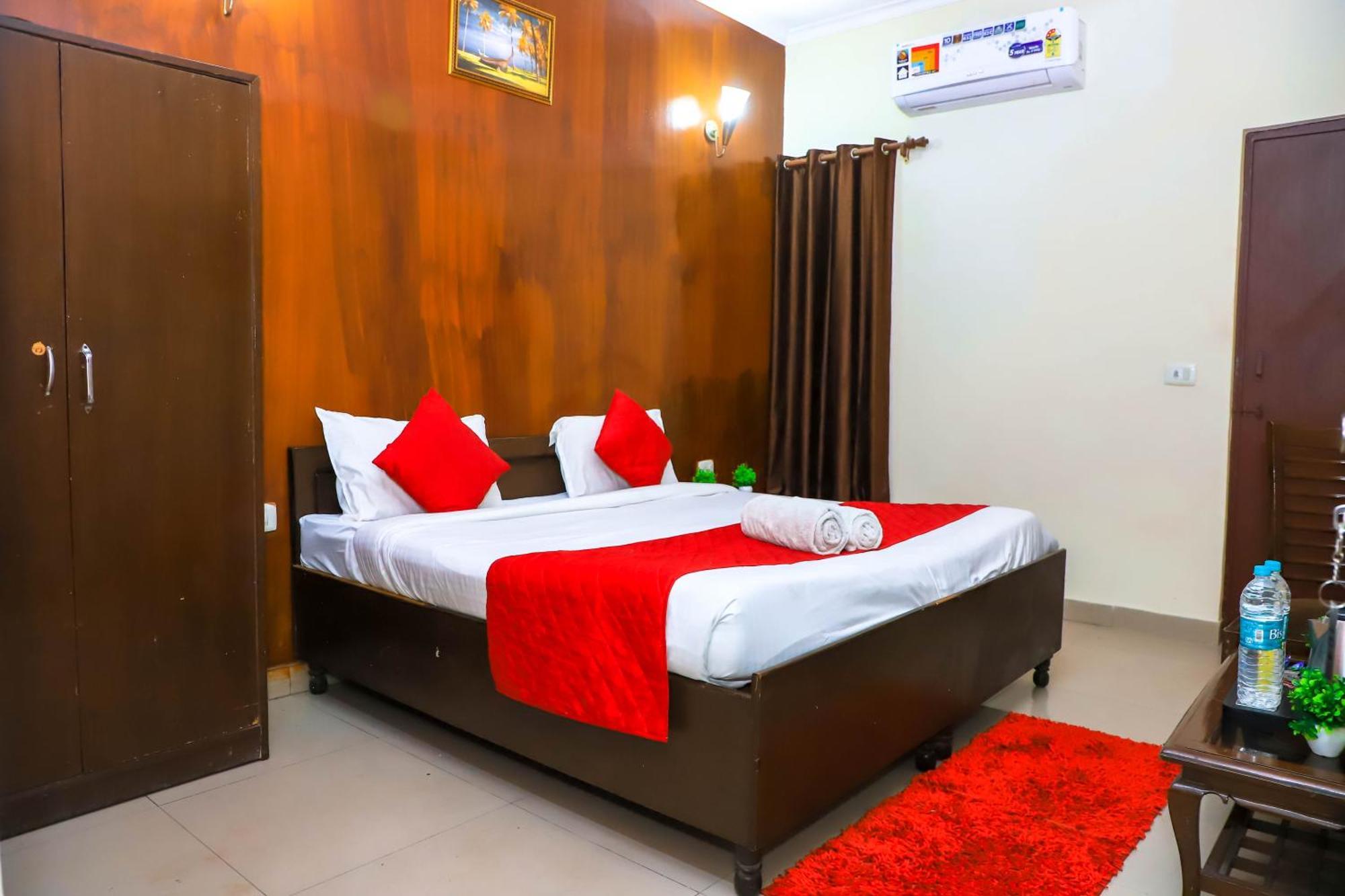 Hotel Global Inn By Quality Inn New Delhi Exterior photo